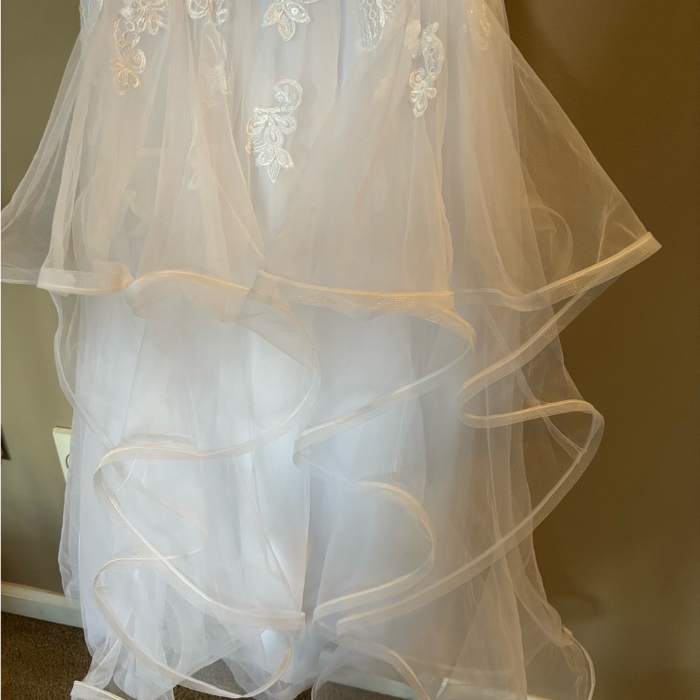 NWT David's Bridal Cap Sleeve White Flower Girl or Communion Dress - Size 8 - Picture 4 of 8